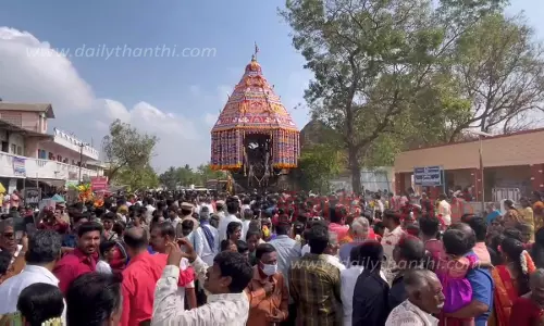 சுவேதாரண்யேஸ்வரர் கோவில் தேரோட்டம்