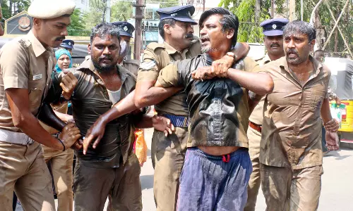 பெண்,3 ஆட்டோ டிரைவர்கள் தற்கொலை முயற்சி