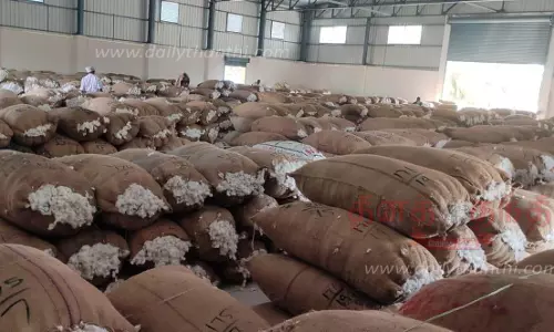 எருமப்பட்டி ஊருக்குள் வராத பஸ்கள்