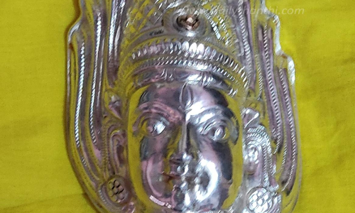 திருடிச்சென்ற அம்மன் வெள்ளி கவசத்தை திருப்பிக்கொடுத்த திருடன்