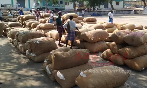 ரூ.21 லட்சத்துக்கு பருத்தி பருத்தி, எள் ஏலம்