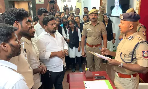 சட்ட கல்லூரி மாணவர் மீது தாக்குதல்