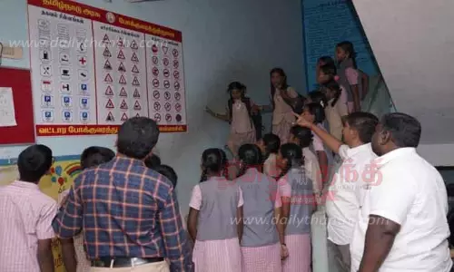 பள்ளிகள் மூலம் பெற்றோருக்கு ஓட்டுனர் உரிமம்