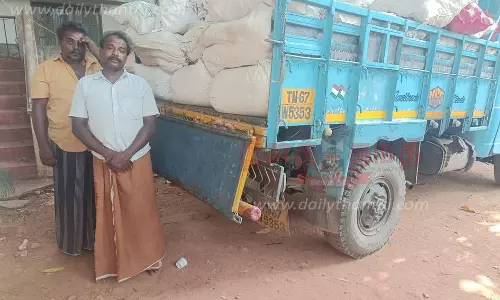 கேரளாவுக்கு கடத்த முயன்ற 2 டன் ரேஷன் அரிசி பறிமுதல்