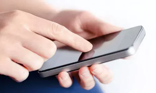 மயக்கும் குரலில் அழைக்கும் பெண்கள்செல்போன்கள் மூலம் நூதன மோசடி:பொதுமக்கள் கருத்து