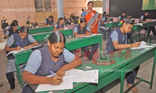 ஈரோடு மாவட்டத்தில் பிளஸ்-1 பொதுத்தேர்வை 21 ஆயிரத்து 592 பேர் எழுதினர்