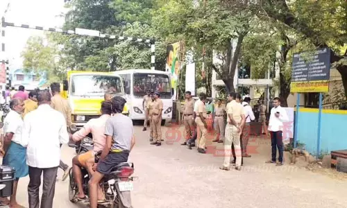 சிறப்பு கிராம சபை கூட்டம் திடீெரன ரத்து செய்யப்பட்டதால் பரபரப்பு சிறப்பு கிராம சபை கூட்டம் திடீெரன ரத்து செய்யப்பட்டதால் பரபரப்பு