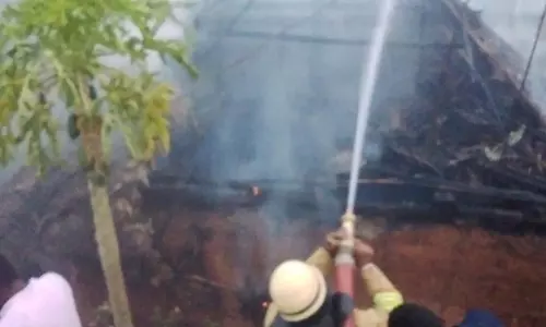 குடிசை வீட்டில் தீ விபத்து