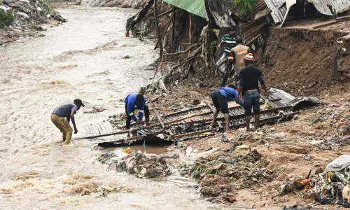 ஆப்பிரிக்காவை சூறையாடிய பருவகால சூறாவளி: பலி எண்ணிக்கை 300-ஐ தாண்டியது