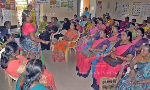 மாற்றுத்திறனாளி குழந்தைகளை கவனிப்பது குறித்து பெற்றோருக்கு பயிற்சி