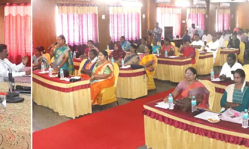 குப்பை அள்ளுவதில்லைகுடிநீரில் கழிவுநீர் கலந்து வருவதால் துர்நாற்றம் வீசுகிறதுகடலூர் மாநகராட்சி கூட்டத்தில் கவுன்சிலர்கள் குற்றச்சாட்டு