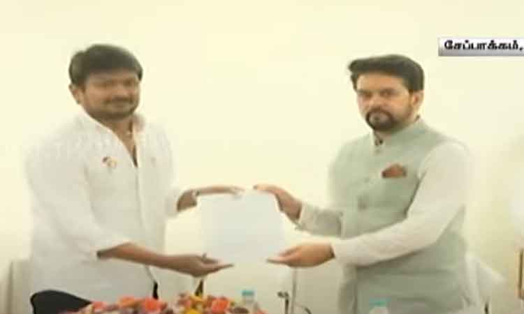 '37-வது தேசிய விளையாட்டுப் போட்டிகளை தமிழகத்தில் நடத்த வேண்டும்' - மத்திய மந்திரியிடம் அமைச்சர் உதயநிதி ஸ்டாலின் கோரிக்கை