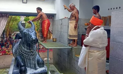 பிரதோஷத்தையொட்டிகோவில்களில் சிறப்பு வழிபாடு