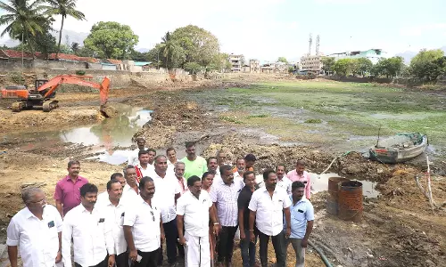 நாகர்கோவிலில் ரூ.47½ லட்சத்தில் சுப்பையார் குளத்தை தூய்மைப்படுத்தும் பணி தீவிரம் மேயர் மகேஷ் ஆய்வு நாகர்கோவிலில் ரூ.47½ லட்சத்தில் சுப்பையார் குளத்தை தூய்மைப்படுத்தும் பணி தீவிரம் மேயர் மகேஷ் ஆய்வு