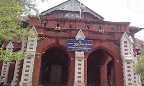 பெண் டாக்டருக்கு ரூ.1 லட்சம் இழப்பீடு வழங்க வேண்டும்