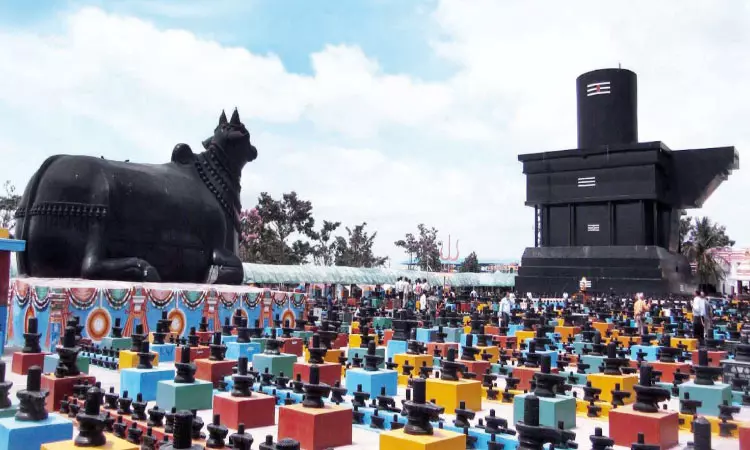 மிக உயரமான சிவலிங்கம்