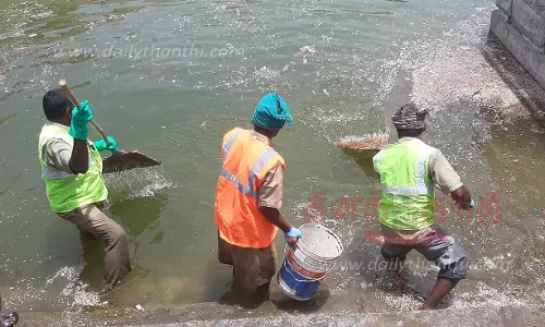 உலக தண்ணீர் தினத்தையொட்டிநாமக்கல் ஜெட்டிகுளத்தில் தூய்மை பணி