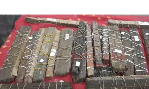 ராமேசுவரம் கோவிலில் பழமையான ஓலைச்சுவடிகள் காட்சிப்படுத்தப்படுமா? ராமேசுவரம் கோவிலில் பழமையான ஓலைச்சுவடிகள் காட்சிப்படுத்தப்படுமா?