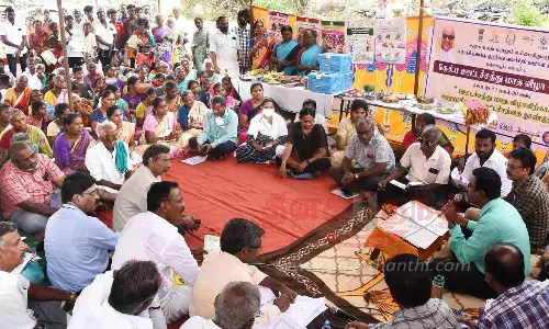 தஞ்சை மாவட்டத்தில் 589 ஊராட்சிகளில் சிறப்பு கிராமசபை கூட்டம் தஞ்சை மாவட்டத்தில் 589 ஊராட்சிகளில் சிறப்பு கிராமசபை கூட்டம்