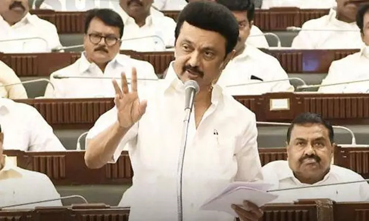 ஆன்லைன் ரம்மி: கனத்த இதயத்துடன் சட்டமன்றத்தில் நிற்கிறேன் - முதல்-அமைச்சர் மு.க.ஸ்டாலின் ஆன்லைன் ரம்மி: கனத்த இதயத்துடன் சட்டமன்றத்தில் நிற்கிறேன் - முதல்-அமைச்சர் மு.க.ஸ்டாலின்