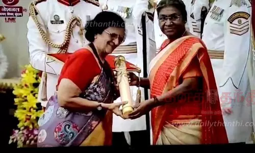 டாக்டர் நளினிக்கு பத்மஸ்ரீ விருது