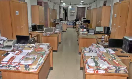 வருவாய் துறை அலுவலர்கள் வேலை நிறுத்தம் வருவாய் துறை அலுவலர்கள் வேலை நிறுத்தம்