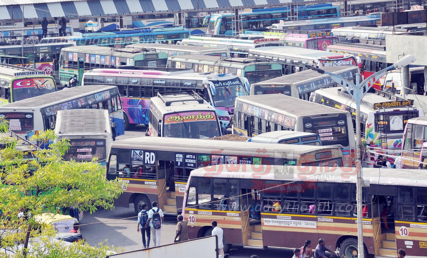 Erode Bus Station gets stuck in traffic Request to open solar temporary