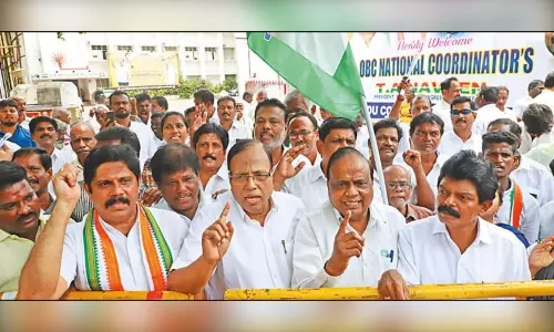 ராகுல்காந்திக்கு சிறை தண்டனை தீர்ப்பு: சத்தியமூர்த்தி பவனில் காங்கிரசார் ஆர்ப்பாட்டம்