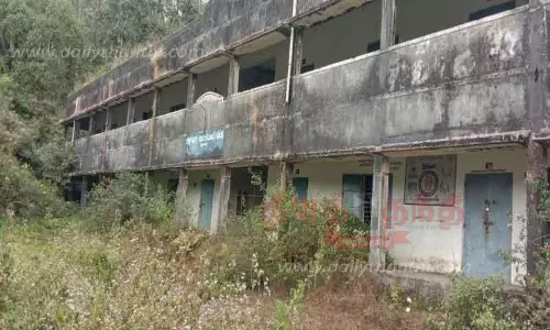 மூடப்பட்ட அரசு பள்ளியில் தொழிற்பயிற்சி நிலையம் அமைக்கப்படுமா?