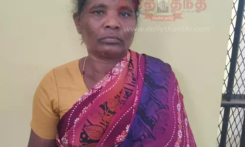 மொரப்பூர் அருகேகருவில் குழந்தையின் பாலினத்தை கண்டறிந்த 3 பேர் கைது மொரப்பூர் அருகேகருவில் குழந்தையின் பாலினத்தை கண்டறிந்த 3 பேர் கைது