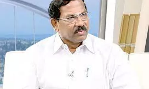 நலத்திட்ட உதவிகள் வழங்கும் நிகழ்ச்சி நலத்திட்ட உதவிகள் வழங்கும் நிகழ்ச்சி