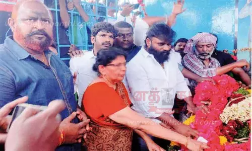 கராத்தே செல்வின் நினைவிடத்தில் பல்வேறு தரப்பினர் அஞ்சலி