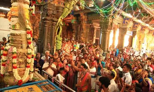 பேரூர் பட்டீசுவரர் கோவிலில் கொடியேற்றம்