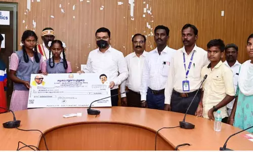 கள்ளக்குறிச்சியில் மக்கள் குறைகேட்பு கூட்டம்: ரூ.23¾ லட்சத்தில் நலத்திட்ட உதவிகள் கலெக்டர் ஷ்ரவன் குமார் வழங்கினார்