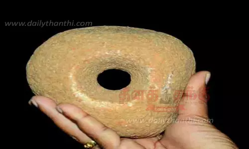 சிவகங்கை அருகே கற்கால கல்வட்டம், கருவி கண்ெடடுப்பு சிவகங்கை அருகே கற்கால கல்வட்டம், கருவி கண்ெடடுப்பு