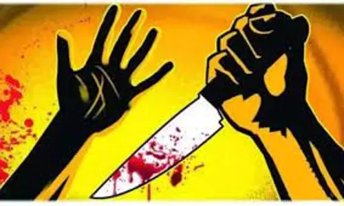 அக்காள், தம்பிக்கு கத்திக்குத்து