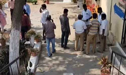 வேலூர் அரசினர் பாதுகாப்பு இல்லத்தில் உள்ள சிறார்கள் மிண்டும் ரகளை - போலீசார் குவிப்பு