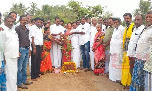 குடிநீர் குழாய் அமைக்க பூமி பூஜை