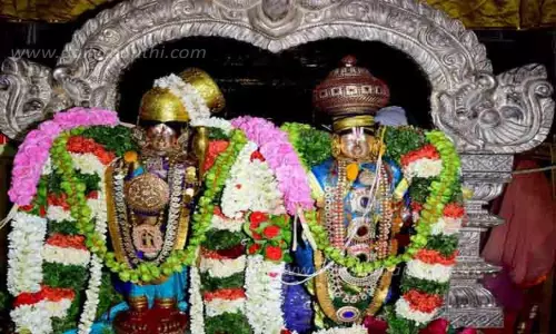 ஸ்ரீவில்லிபுத்தூர் ஆண்டாள் கோவிலில் திருக்கல்யாண விழா தொடங்கியது ஸ்ரீவில்லிபுத்தூர் ஆண்டாள் கோவிலில் திருக்கல்யாண விழா தொடங்கியது
