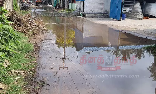 குழாய் உடைந்து வீணாகும் குடிநீர்