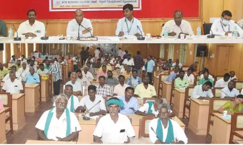 மின்னணு தேசிய வேளாண் சந்தை திட்டத்தில்மேலும் 4 ஒழுங்குமுறை விற்பனைக்கூடங்களை இணைக்க முயற்சி எடுக்கப்படும்கலெக்டர் பழனி தகவல்