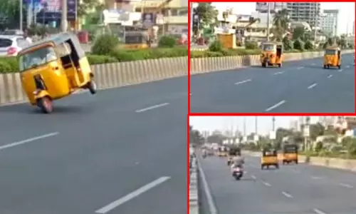 வண்டலூர் - மீஞ்சூர் வெளிவட்ட சாலையில் ஆட்டோ ரேஸ் - 4 பேர் கைது வண்டலூர் - மீஞ்சூர் வெளிவட்ட சாலையில் ஆட்டோ ரேஸ் - 4 பேர் கைது