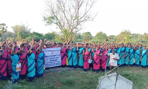 அங்கன்வாடி ஊழியர்கள் ஆர்ப்பாட்டம்