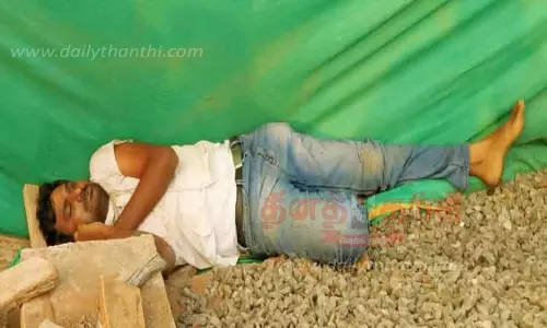 ஈரோட்டில் புதிதாக கட்டப்பட்டு வரும் வீட்டின் முன்புதிருப்பூர் தொழில் அதிபர் தற்கொலை