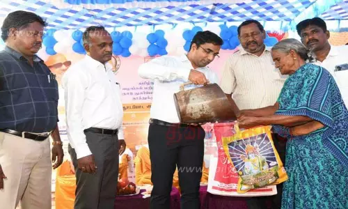 ரேஷன் கடைகளில் செறிவூட்டப்பட்ட அரிசி வழங்கும் திட்டம்; கலெக்டர் தொடங்கி வைத்தார் ரேஷன் கடைகளில் செறிவூட்டப்பட்ட அரிசி வழங்கும் திட்டம்; கலெக்டர் தொடங்கி வைத்தார்