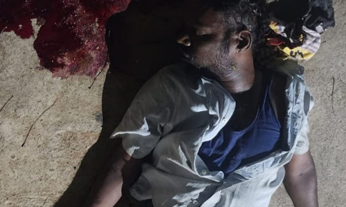 கட்டையால் அடித்து தொழிலாளி கொலை