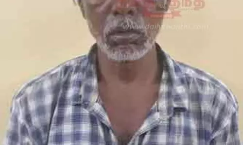 கட்டையால் அடித்து தொழிலாளி கொலை