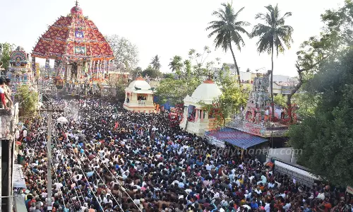 திருவாரூர் தியாகராஜர் கோவில் ஆழித்தேரோட்டம் திருவாரூர் தியாகராஜர் கோவில் ஆழித்தேரோட்டம்