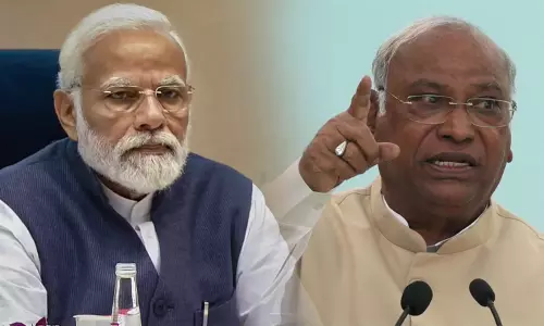 மருந்துகள் விலை உயர்வு: பிரதமர் மோடி மீது மல்லிகார்ஜுன கார்கே பாய்ச்சல்