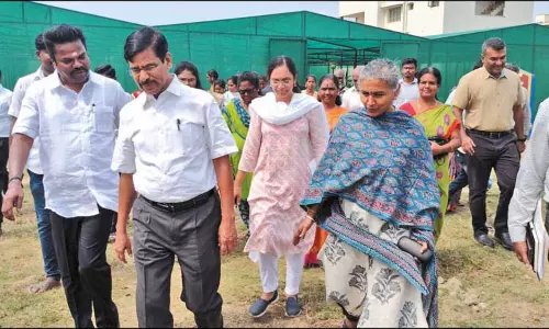 ஆதனூர், கரசங்கால் ஊராட்சிகளில் தலைமைச்செயலாளர் இறையன்பு ஆய்வு